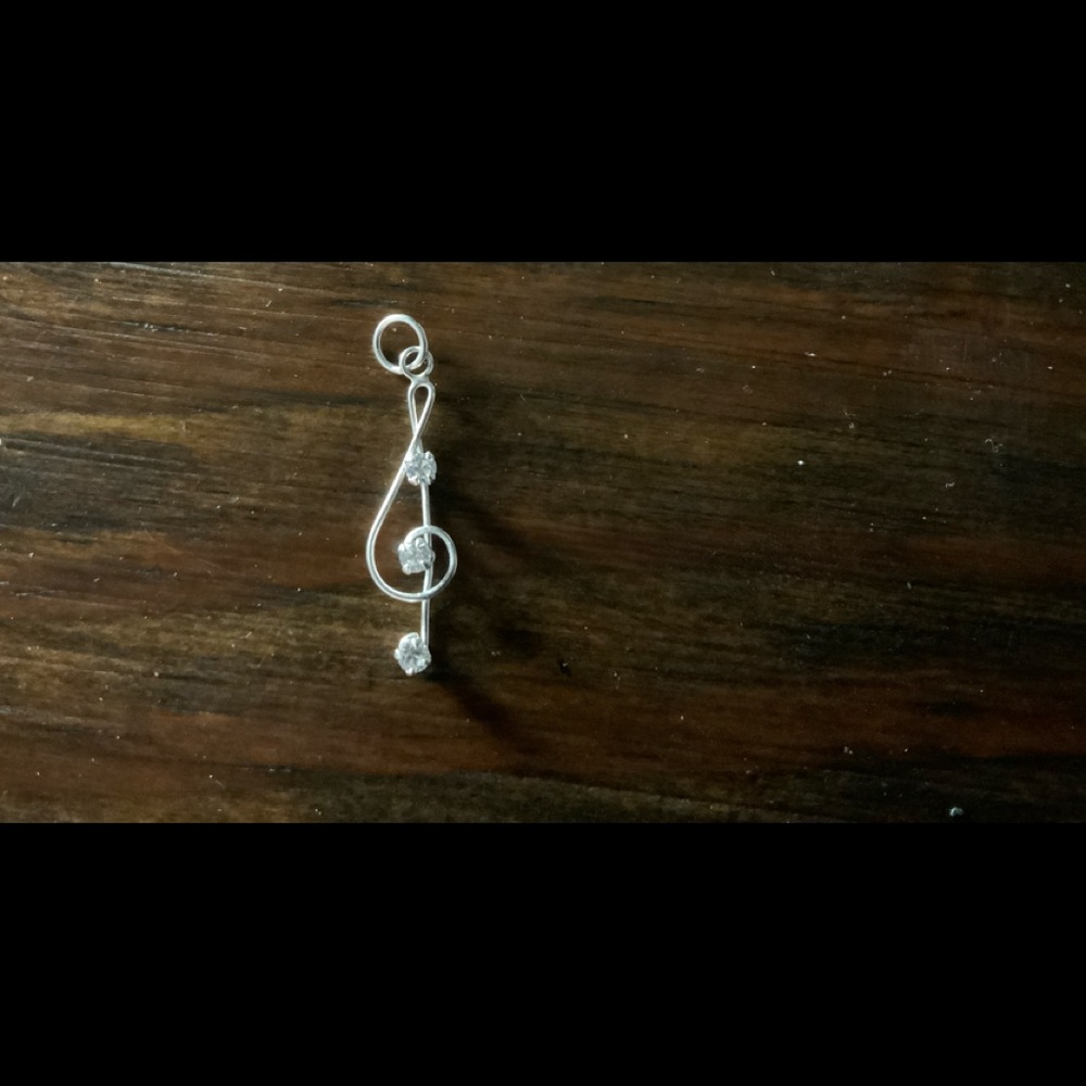 Women’s silver music note necklace charm
